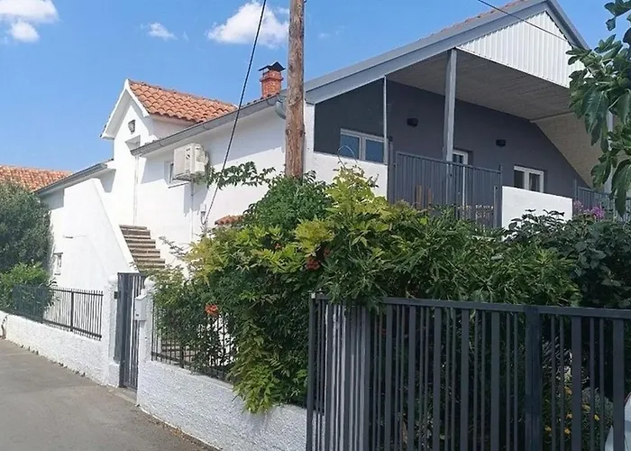 With Parking Space - 927 * וודיצה