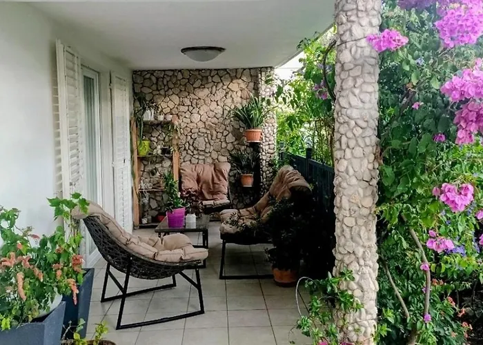 With Parking Space - 927 דירה וודיצה